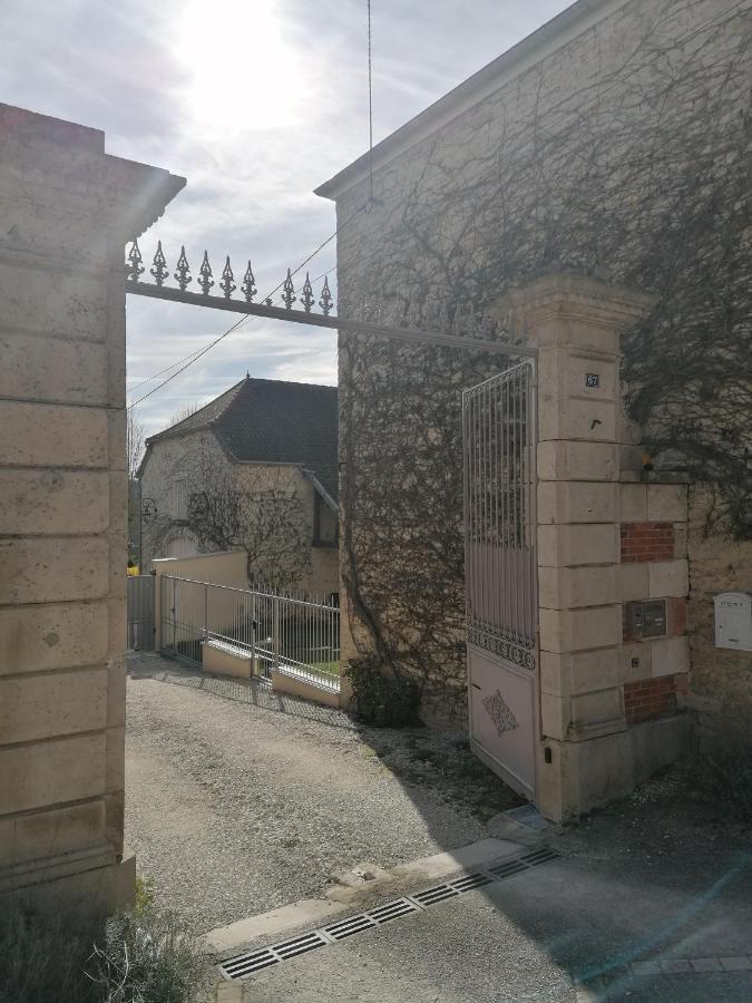 Landreville Chambre D'Hotes Esprit De Famille מראה חיצוני תמונה