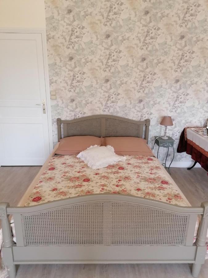 Landreville Chambre D'Hotes Esprit De Famille מראה חיצוני תמונה